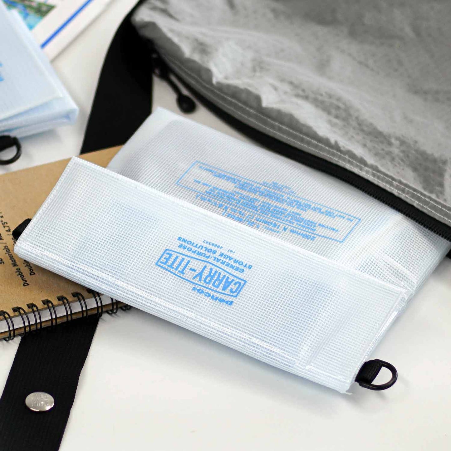 Carry Tite Case Clear/ M