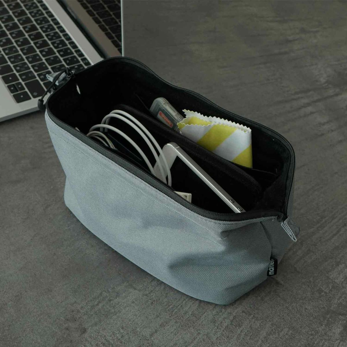 Soft Gadget Pouch/ L
