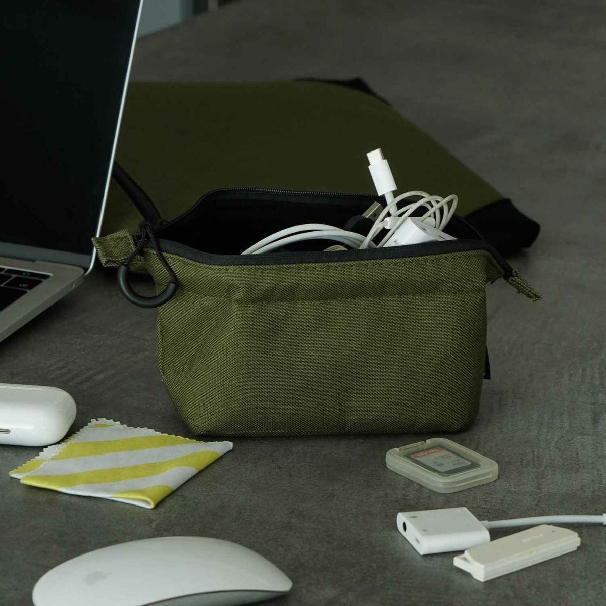 Soft Gadget Pouch/ S