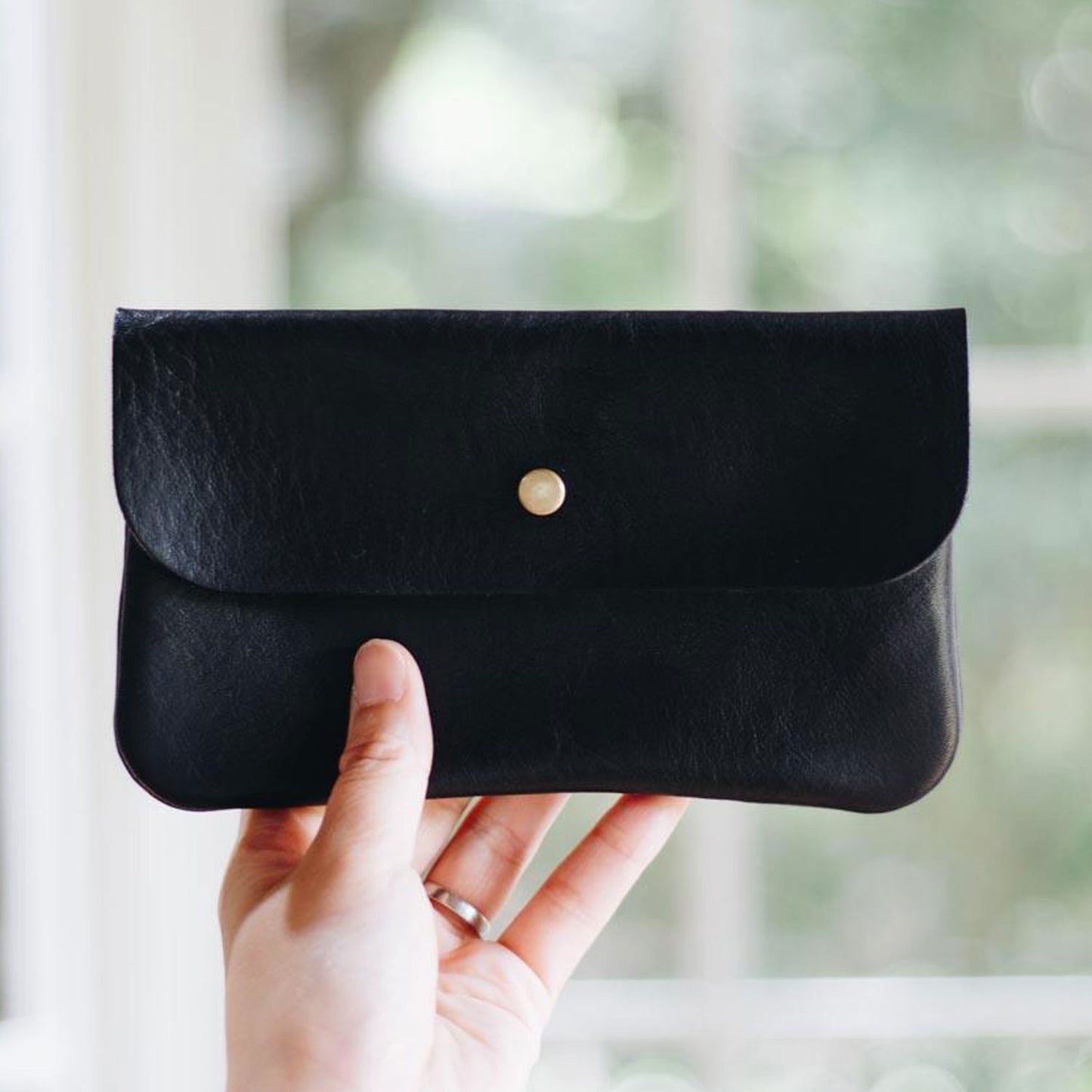 Flap Pouch/ L