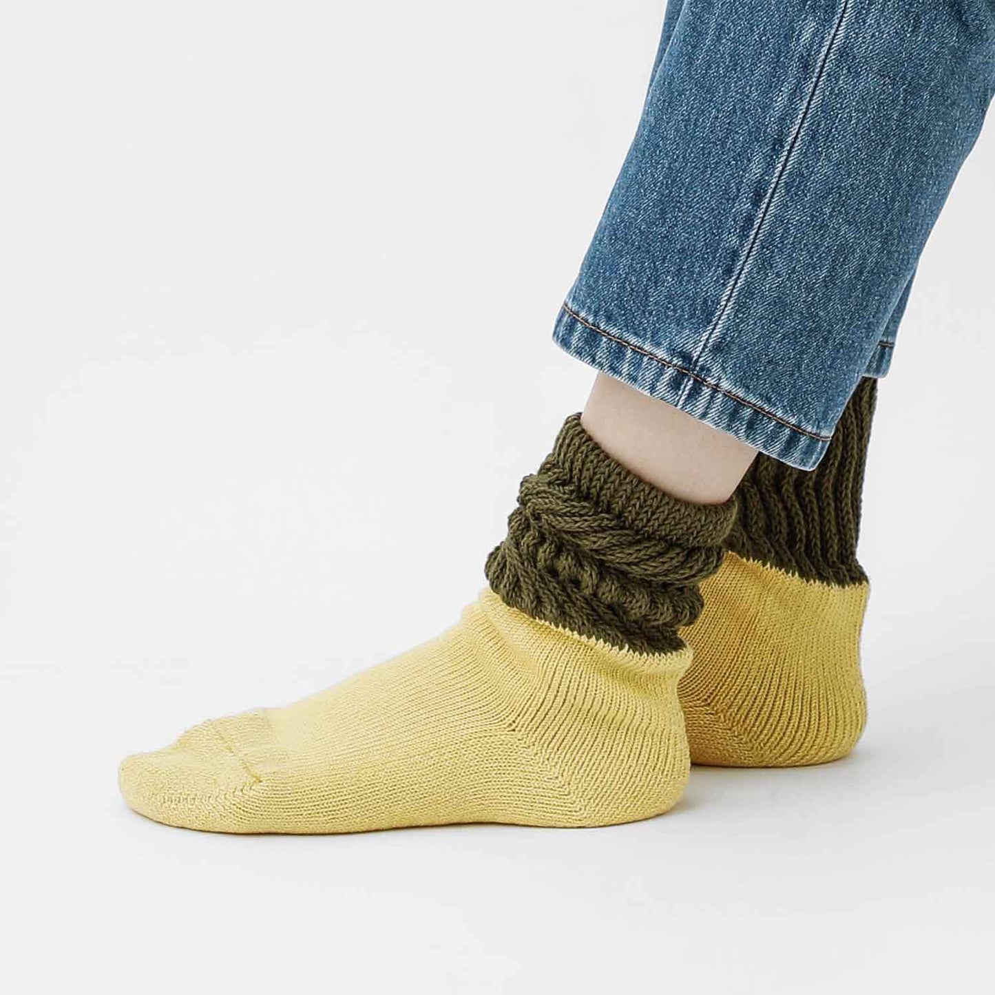 OBSCURE SOCKS/ Womens/ ABELIA