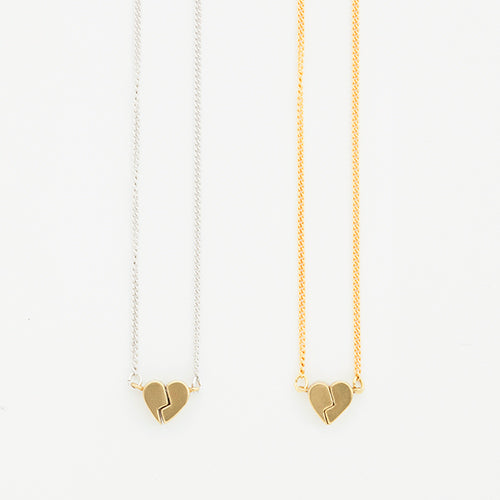 Kissing Necklace
